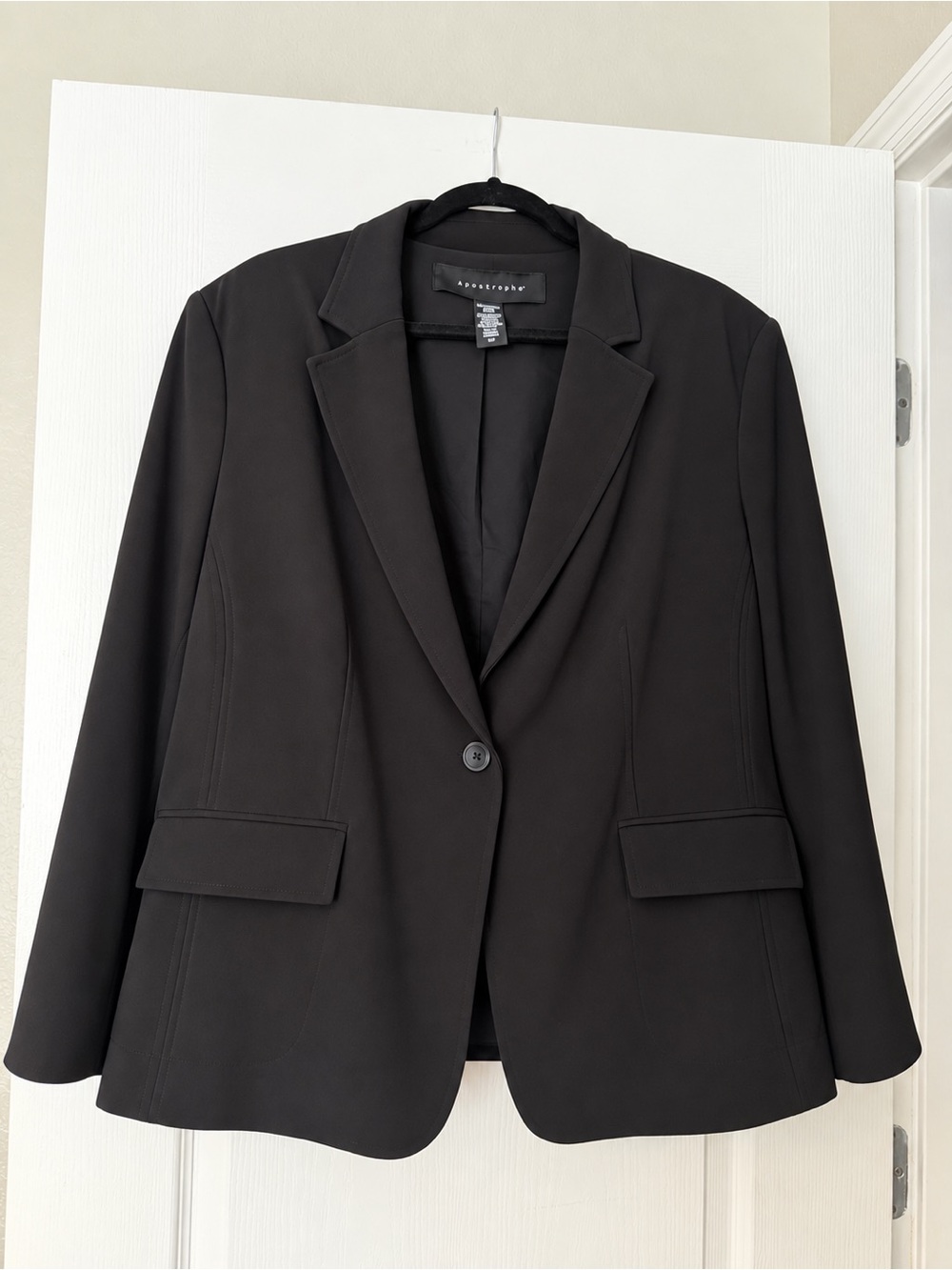 Apostrophe day Women's Black Single-Button Tailored Blazer